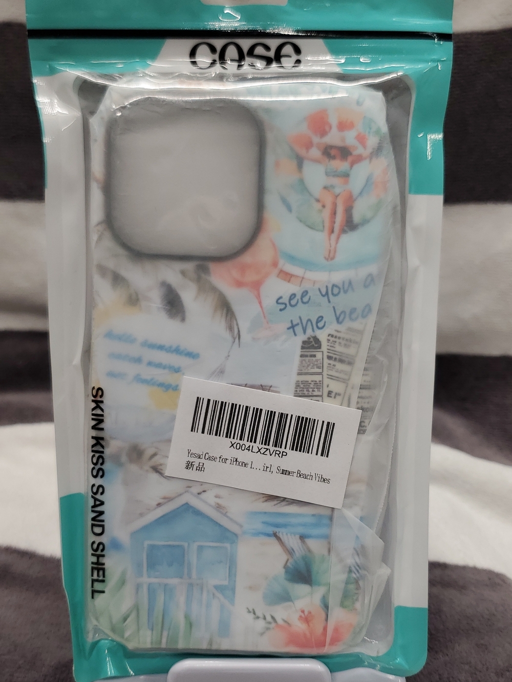Beach-Themed Floral Phone Case for iPhone 16- White & Pastel